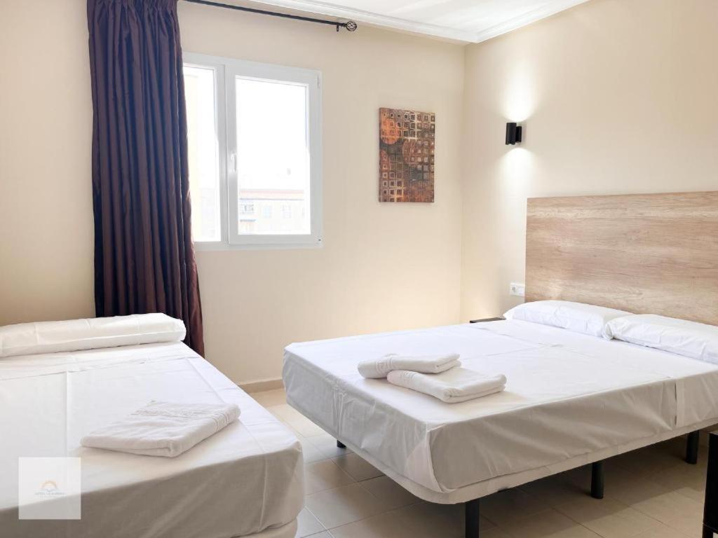 Hotel Marina Elche La Mariña 外观 照片